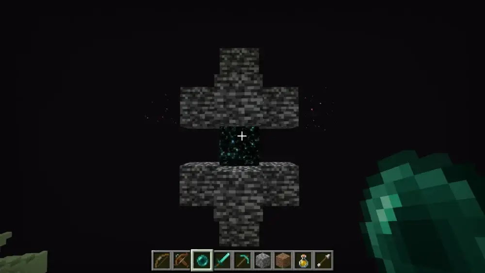 End Gateway portal leading to the outer End islands in Minecraft